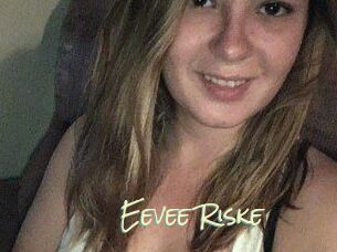 Eevee_Riske