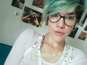 Emmily_33