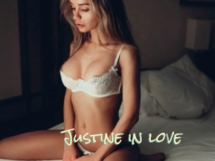 Justine_in_love