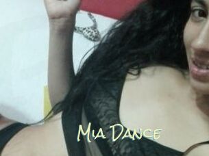 Mia_Dance