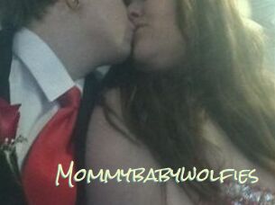 Mommybabywolfies