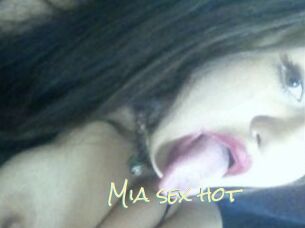 Mia_sex_hot