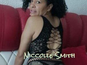 Niccolle_Smith