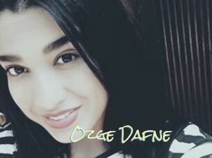 Ozge_Dafne